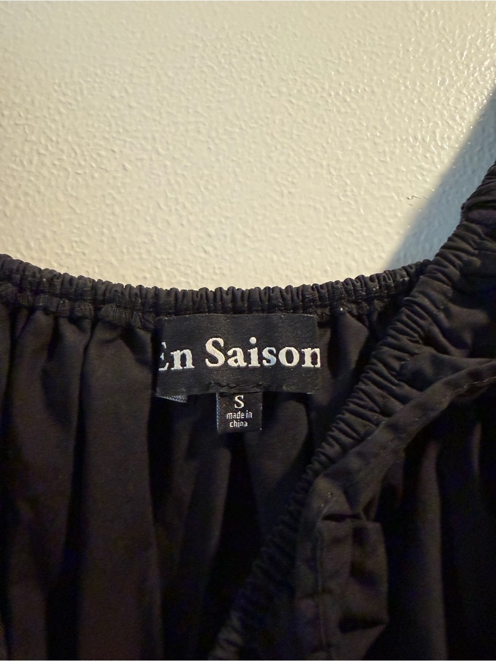 En Saison Black Puff Sleeve Smocked Tunic Top - Picture 3 of 4